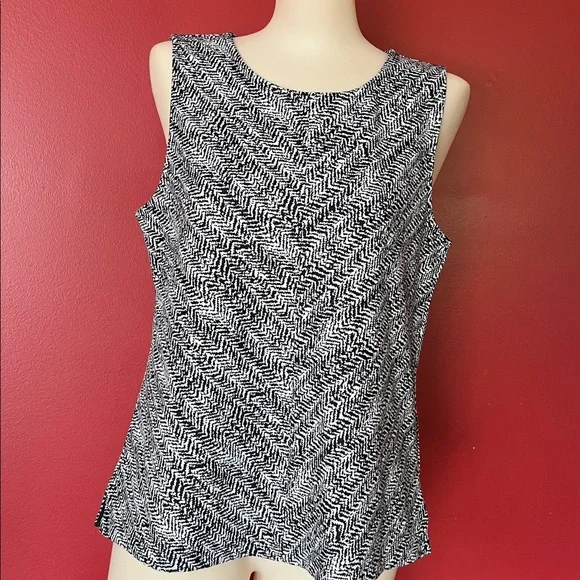 Like new Banana Republic black and white Monochrome Sleeveless Top - Picture 1 of 10